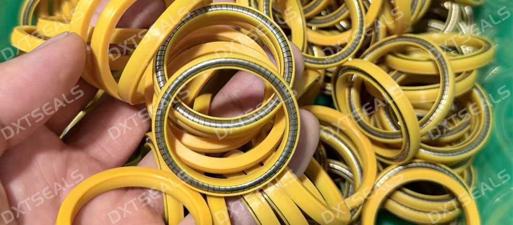 PTFE Spring Energized Seal Material Guide: Fillers & Application Matching | DXTSEALS